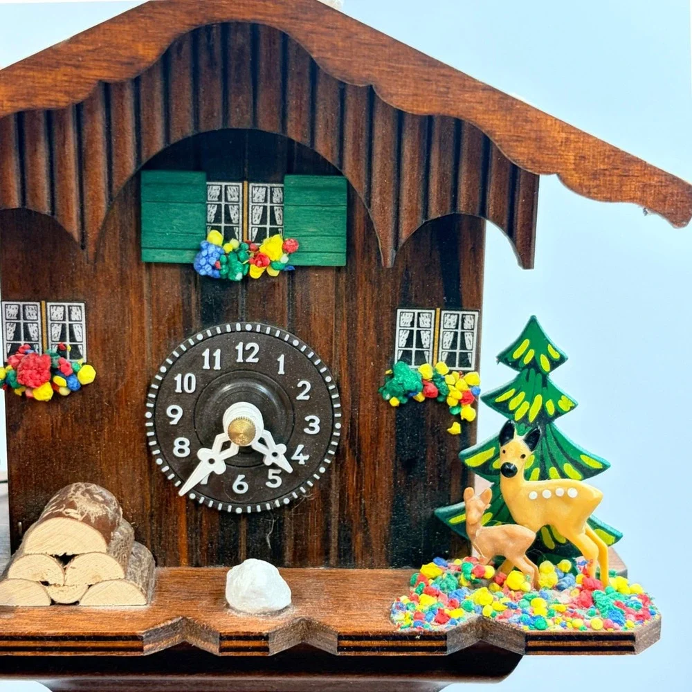 VTG Hermle Quartz 2200 German Cuckoo Clock Chalet Dancers Deer Alpine Wood House